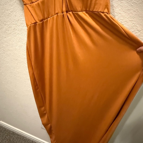 Boohoo Vibrant Burnt  Orange Maxi Dress size 10 - Picture 12 of 13